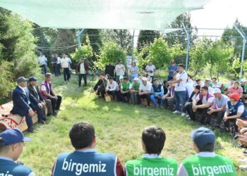 Ө.ШӨКЕЕВ ЕРІКТІЛЕРІМЕН ЕРКІН КЕЗДЕСУ ӨТКІЗДІ