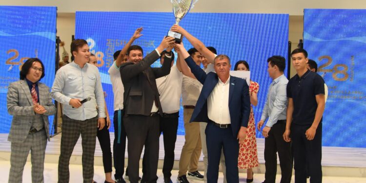 ТҮРКІСТАН: МЕРЕКЕ ҚАРСАҢЫНДА БАҚ ҚЫЗМЕТКЕРЛЕРІ МАРАПАТТАЛДЫ