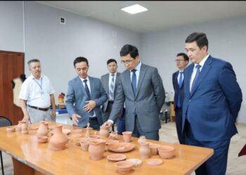 ОҚУ-АҒАРТУ МИНИСТРІ АСХАТ АЙМАҒАМБЕТОВ ТҮРКІСТАНҒА ІССАПАРМЕН КЕЛДІ