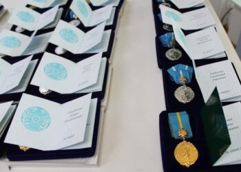 ТҮРКІСТАН: САЙРАМДА «АЛТЫН АЛҚА» ЖӘНЕ «КҮМІС АЛҚА» ИЕЛЕРІ МАРАПАТТАЛДЫ