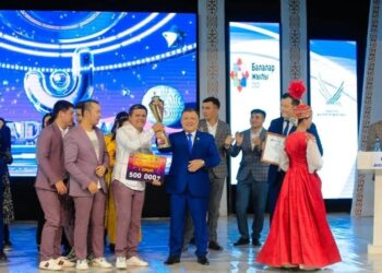 ТҮРКІСТАН: САЙРАМДА АЛҒАШ РЕТ РЕСПУБЛИКАЛЫҚ ЖАЙДАРМАН САЙЫСЫ ӨТТІ