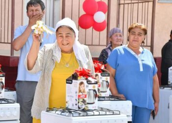 ТҮРКІСТАН: ОРДАБАСЫ АУДАНЫНДА МҰҚТАЖ ОТБАСЫЛАР БАСПАНАЛЫ БОЛДЫ