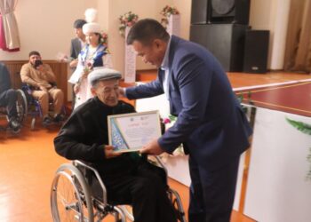 ТҮРКІСТАН: ТҮЛКІБАСТА «ӨМІРДІ СҮЙ» МӘДЕНИ-ӘДЕБИ КЕШІ ӨТТІ