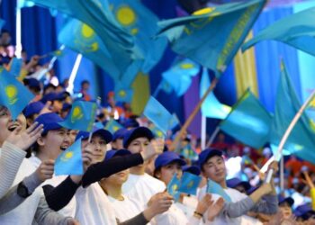 ОТАНДЫ СҮЮ – ЕҢБЕКТЕН