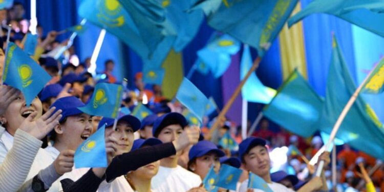 ОТАНДЫ СҮЮ – ЕҢБЕКТЕН