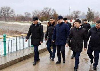 ТҮРКІСТАН: ШАРУАЛАРДЫ АҒЫН СУМЕН ҚАМТУ ІСІ ТҰРАҚТЫ БАҚЫЛАУДА