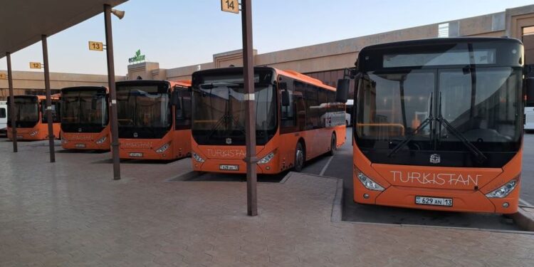 ТҮРКІСТАН: ҚОҒАМДЫҚ КӨЛІКТЕРДІҢ ҚАУІПСІЗДІГІ ҚАТАҢ БАҚЫЛАУДА