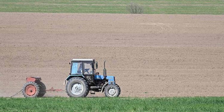 АГРОӨНЕРКӘСІПТІК КЕШЕНДІ ҰЗАҚ МЕРЗІМДІ СУБСИДИЯЛАУ – АУЫЛ ШАРУШЫЛЫҒЫНА СЕРПІН БЕРЕДІ