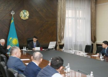 ТҮРКІСТАН: ДАРХАН САТЫБАЛДЫ КЕЗЕКТІ ЖЕКЕ ҚАБЫЛДАУЫН ӨТКІЗДІ