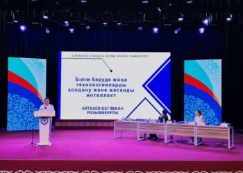 ТҮРКІСТАН ТӨРІНДЕ ТІЛ ЖАНАШЫРЛАРЫНЫҢ ҚАТЫСУЫМЕН ӨҢІРЛІК СЕМИНАР ӨТТІ