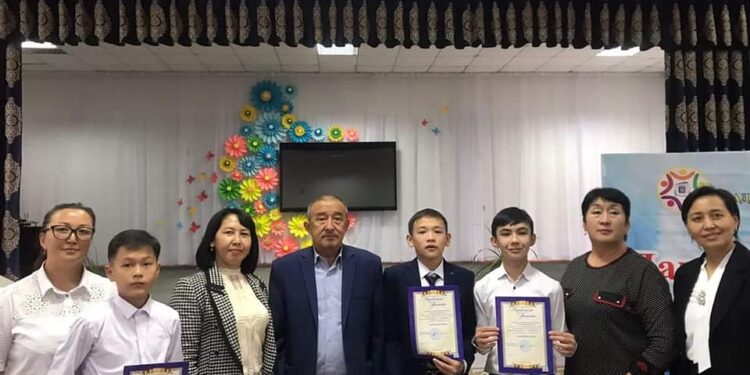 ТӨЛЕБИЛІК ОҚУШЫ «АСЫЛБЕК» АТТЫ ҚЫМЫЗ ҚҰЙҒЫШ РОБОТ ЖАСАДЫ