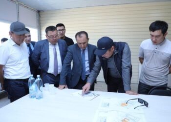 ТҮРКІСТАН: САРЫАҒАШТА 900 ОРЫНДЫҚ «ЖАЙЛЫ МЕКТЕПТІҢ» ҚҰРЫЛЫСЫ ЖҮРІП ЖАТЫР