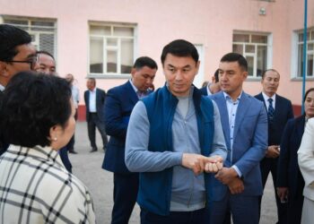 ДАРХАН САТЫБАЛДЫ ЖӨНДЕУДІ ҚАЖЕТ ЕТЕТІН БІЛІМ ОШАҚТАРЫНДА БОЛДЫ