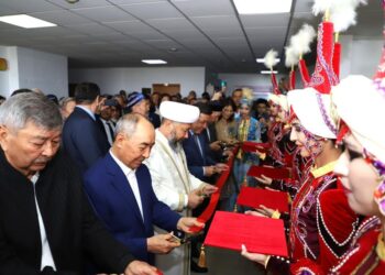 ТҮРКІСТАН: ОҚУ ОРДАСЫНДА АКАДЕМИК СЕРІК ПІРӘЛИЕВТІҢ ЕҢБЕГІН ЕСКЕ АЛДЫ