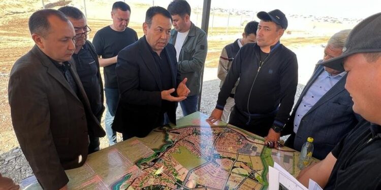 ТҮРКІСТАН: САРЫАҒАШТА «ЖАЙЛЫ МЕКТЕП» ЖОБАСЫ АЯСЫНДА ТӨРТ МЕКТЕПТІҢ ҚҰРЫЛЫСЫ ЖҮРІП ЖАТЫР