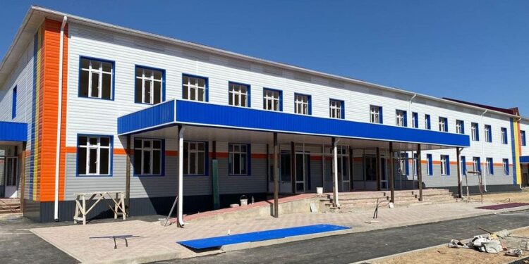 МАҚТААРАЛДА 5 ЖЫЛ ІШІНДЕ 17 МЕКТЕП ПАЙДАЛАНУҒА БЕРІЛГЕН