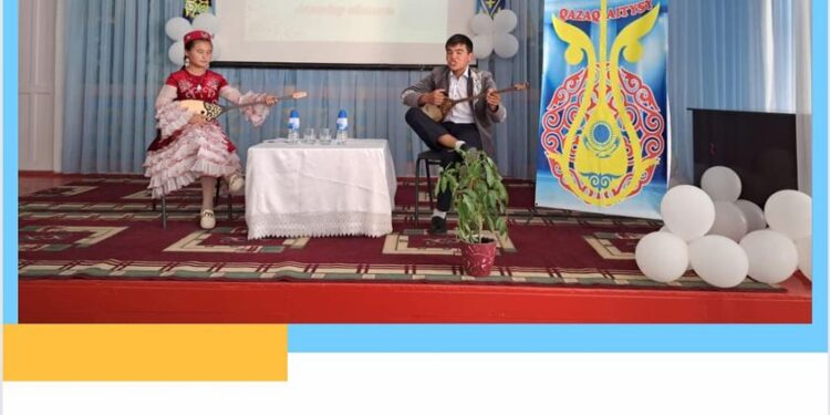 Оқушылар аймақтық ақындар айтысында сөз шеберлігін көрсетті