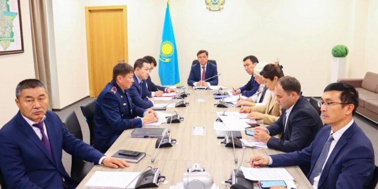 ТҮРКІСТАНДА КӘМЕЛЕТКЕ ТОЛМАҒАНДАРДЫҢ ҚҰҚЫҚТАРЫН ҚОРҒАУ ЖӨНІНДЕГІ КОМИССИЯНЫҢ КЕЗЕКТІ ОТЫРЫСЫ ӨТТІ