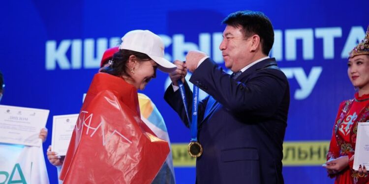 РЕСПУБЛИКАЛЫҚ «WORLDSKILLS KAZAKHSTAN-2023» ЧЕМПИОНАТЫНДА ТҮРКІСТАНДЫҚ СТУДЕНТТЕР ЖҮЛДЕМЕН ОРАЛДЫ