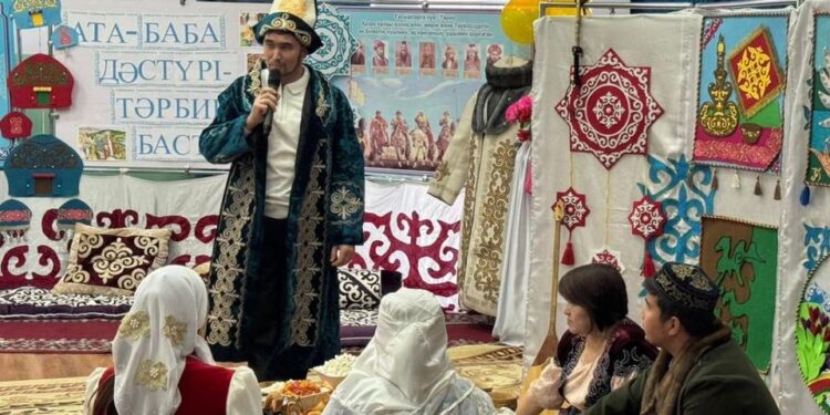 ТҮЛКІБАС: «ҰРПАҚҚА АМАНАТ» ЖОБАСЫ АЯСЫНДА АТА-БАБА ДӘСТҮРІН ДӘРІПТЕУ