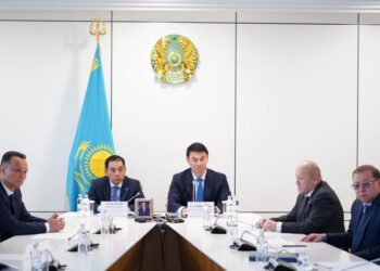 ТҮРКІСТАНДА ОБЛЫС ӘКІМДІГІ ЖАНЫНДАҒЫ СЫБАЙЛАС ЖЕМҚОРЛЫҚҚА ҚАРСЫ ІС-ҚИМЫЛ МӘСЕЛЕЛЕРІ ЖӨНІНДЕГІ КОМИССИЯ ОТЫРЫСЫ ӨТТІ