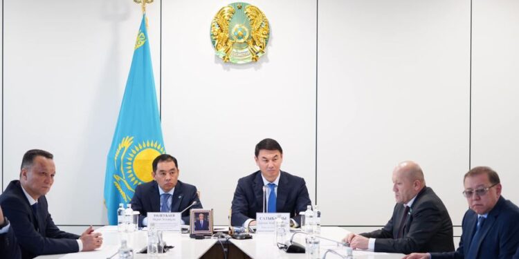 ТҮРКІСТАНДА ОБЛЫС ӘКІМДІГІ ЖАНЫНДАҒЫ СЫБАЙЛАС ЖЕМҚОРЛЫҚҚА ҚАРСЫ ІС-ҚИМЫЛ МӘСЕЛЕЛЕРІ ЖӨНІНДЕГІ КОМИССИЯ ОТЫРЫСЫ ӨТТІ