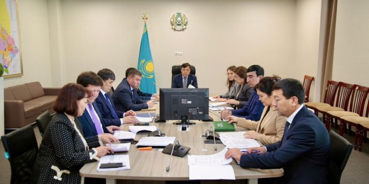 ТҮРКІСТАН: КӘМЕЛЕТКЕ ТОЛМАҒАН БАЛАЛАРДЫҢ ҚҰҚЫҚТАРЫН ҚОРҒАУ ЖОЛДАРЫ САРАПТАЛДЫ