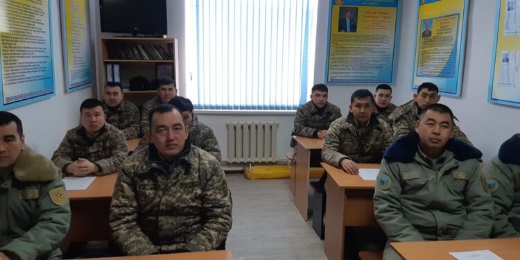 Әскери қызметкерлермен кездесу өтті