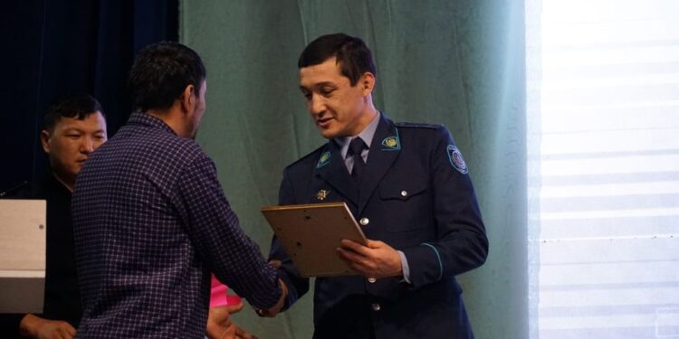 КЕЛЕС: ІШІМДІК САТЫЛМАЙТЫН АУЫЛДА СОҢҒЫ ҮШ ЖЫЛДА БІРДЕ-БІР ҚЫЛМЫС ТІРКЕЛМЕДІ