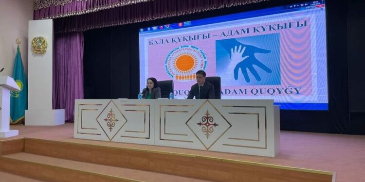 ЖЕТІСАЙДА АДАМ ҚҰҚЫҚТАРЫ ЖӨНІНДЕГІ УӘКІЛДІҢ ТҮРКІСТАН ОБЛЫСЫ БОЙЫНША ӨКІЛІНІҢ ҚАТЫСУЫМЕН ЖИЫН ӨТТІ