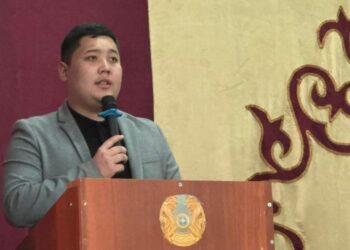 ТҮРКІСТАН: САЙРАМДА ОБЛЫСТЫҚ ҚХА ЖАНЫНДАҒЫ АҚПАРАТТЫҚ-ТҮСІНДІРУ ТОБЫ ТҰРҒЫНДАРМЕН КЕЗДЕСТІ