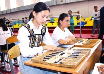 АРЫСТА БАЛАЛАР МЕРЕКЕСІНЕ ОРАЙ СПОРТ ТҮРЛЕРІНЕН САЙЫСТАР ӨТКІЗІЛДІ