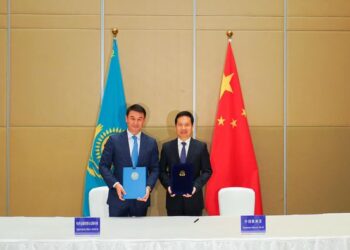 ТҮРКІСТАН ОБЛЫСЫ ЖӘНЕ ШЭНЬСИ ӨЛКЕСІ БАУЫРЛАСТЫҚ ТУРАЛЫ КЕЛІСІМ ЖАСАСТЫ