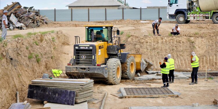 ТҮРКІСТАН: КЕНТАУДА 300 ОРЫНДЫҚ МӘДЕНИЕТ ҮЙІНІҢ ҚҰРЫЛЫСЫ БАСТАЛДЫ