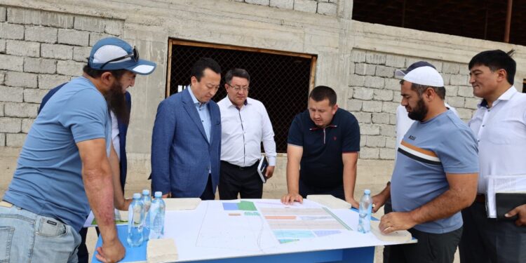 ТҮРКІСТАН: ТӨЛЕБИ АУДАНЫНДА ИНВЕСТИЦИЯЛЫҚ ЖОБАЛАРДЫҢ САНЫ АРТЫП КЕЛЕДІ