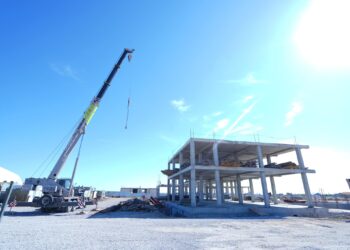 ТҮРКІСТАН: ДАРХАН САТЫБАЛДЫ СОЗАҚ АУДАНЫНДАҒЫ ҚҰРЫЛЫС АЛАҢДАРЫН АРАЛАДЫ