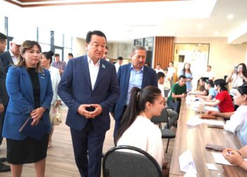 ЖАСТАРДЫ ЖҰМЫСҚА ШАҚЫРҒАН ЖӘРМЕҢКЕ ӨТТІ