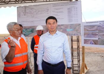 ДАРХАН САТЫБАЛДЫ «БӘЙДІБЕК АТА» СУ ҚОЙМАСЫНЫҢ ҚҰРЫЛЫС АЛАҢЫНА БАРДЫ