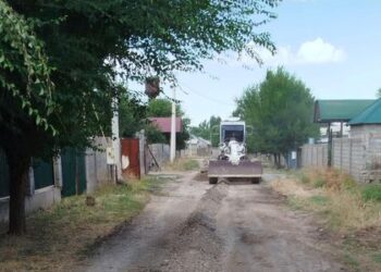 САЙРАМ: «АУЫЛ — ЕЛ БЕСІГІ» БАҒДАРЛАМАСЫ АЯСЫНДА ЖОЛ ЖӨНДЕУ ЖҰМЫСТАРЫ БАСТАЛДЫ