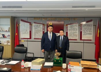 ТҮРКІСТАН ОБЛЫСЫНЫҢ ДЕЛЕГАЦИЯСЫ ҚЫТАЙҒА ІССАПАР БАРЫСЫНДА МАҢЫЗДЫ КЕЛІССӨЗДЕР ЖҮРГІЗДІ