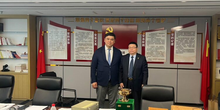 ТҮРКІСТАН ОБЛЫСЫНЫҢ ДЕЛЕГАЦИЯСЫ ҚЫТАЙҒА ІССАПАР БАРЫСЫНДА МАҢЫЗДЫ КЕЛІССӨЗДЕР ЖҮРГІЗДІ