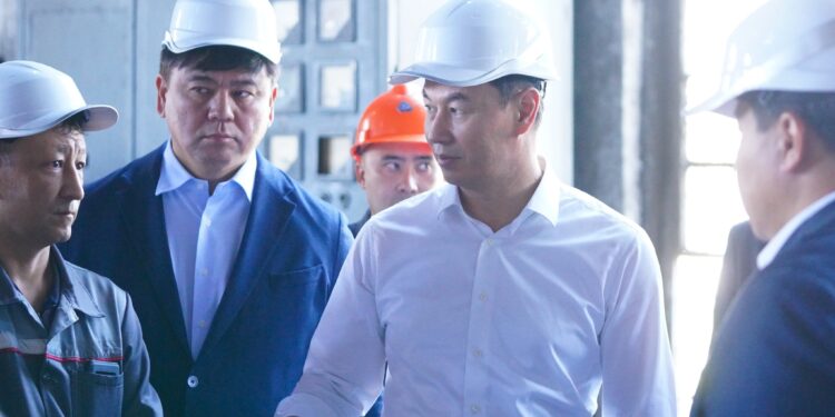 ДАРХАН САТЫБАЛДЫ КЕНТАУДАҒЫ ЖЫЛУ ЭНЕРГО ОРТАЛЫҒЫН ЖӨНДЕУ ЖҰМЫСТАРЫН ТЕКСЕРДІ