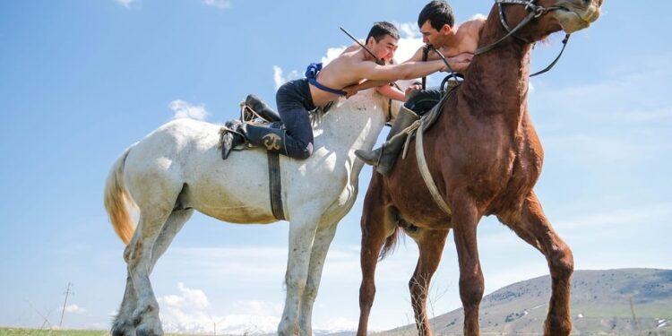 АУДАРЫСПАҚТАН ҚАЗАҚСТАН ҰЛТТЫҚ ҚҰРАМАСЫ 5-ШІ ДҮНИЕЖҮЗІЛІК КӨШПЕНДІЛЕР ОЙЫНДАРЫНА ДАЙЫНДЫҚТАРЫН ПЫСЫҚТАП ЖАТЫР