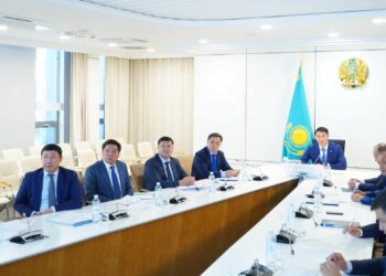 ТҮРКІСТАН: ТҰРҒЫНДАРДЫҢ ӘЛ-АУҚАТЫН КӨТЕРУ ЖОЛДАРЫ ТАЛҚЫЛАНДЫ