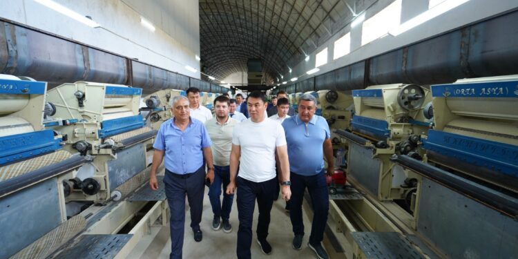 ТҮРКІСТАН: САУРАНДА МАҚТА ӨҢДЕЙТІН ЗАМАНАУИ ЗАУЫТ ЖҰМЫСЫН БАСТАЙДЫ