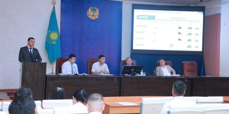 САРЫАҒАШ: МӘЖІЛІСТЕ ТҰРҒЫНДАРДЫҢ ӘЛ-АУҚАТЫН КӨТЕРУ ЖОЛДАРЫ ТАЛҚЫЛАНДЫ