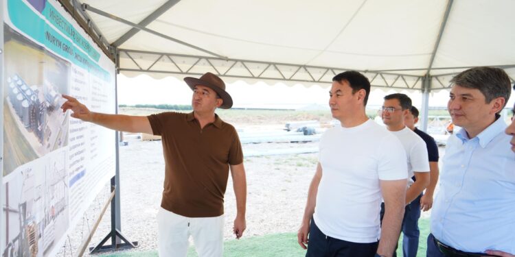 ТҮРКІСТАН: БИЫЛ САЙРАМДА ЗАМАНАУИ ҚҰРАМА ЖЕМ ӨҢДЕУ ЗАУЫТЫ ІСКЕ ҚОСЫЛАДЫ