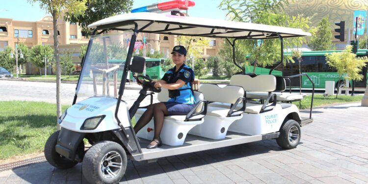ТҮРКІСТАНДАҒЫ ТУРИСТІК ПОЛИЦИЯ ҚАУІПСІЗДІКТІ ҚАМТАМАСЫЗ ЕТЕДІ