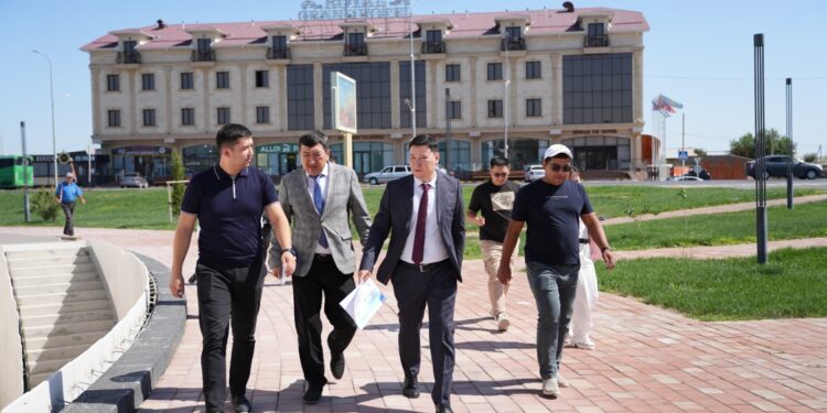 ТҮРКІСТАН: ОБЛЫС ӘКІМІНІҢ ОРЫНБАСАРЫ «ҚЫЛУЕТ» РУХАНИ-МӘДЕНИ ОРТАЛЫҒЫНЫҢ ҚҰРЫЛЫСЫМЕН ТАНЫСТЫ