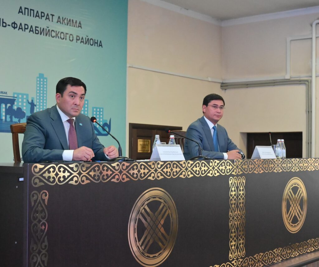 ҚР ЭНЕРГЕТИКА ВИЦЕ-МИНИСТРІ ҚАЛА ТҰРҒЫНДАРЫМЕН КЕЗДЕСТІ